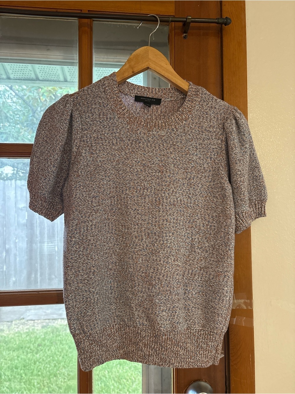 Ann Taylor Marled Brown Taupe Knit Crew Neck Dark Academia Preppy Top